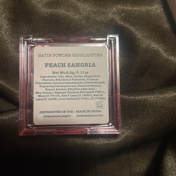 Sophia+Mabelle satin powder highlighter (new) - Picture 2 of 4